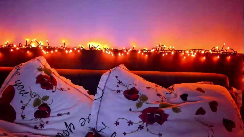 _just_a_simple_girl Cam Model Chat October 16, 2025