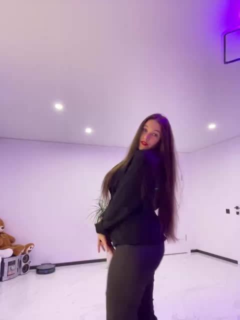 Potifays Cam Model Chat October 16, 2025