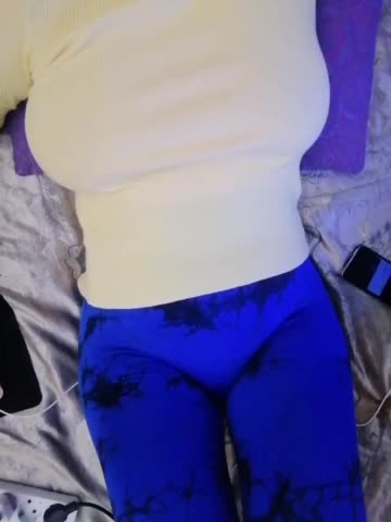 -Tiffany- Cam Model Chat October 16, 2025