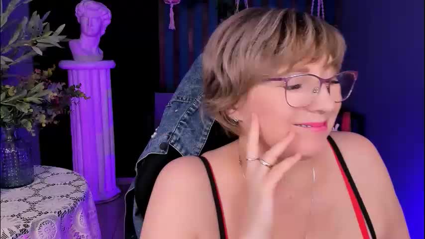sugarvi Cam Model Chat October 16, 2025