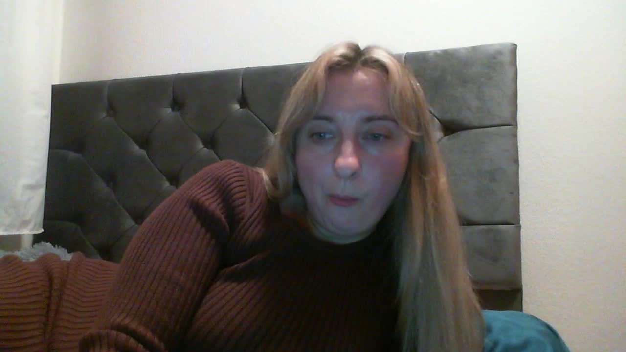 RuslanaFlower Cam Model Chat October 16, 2025