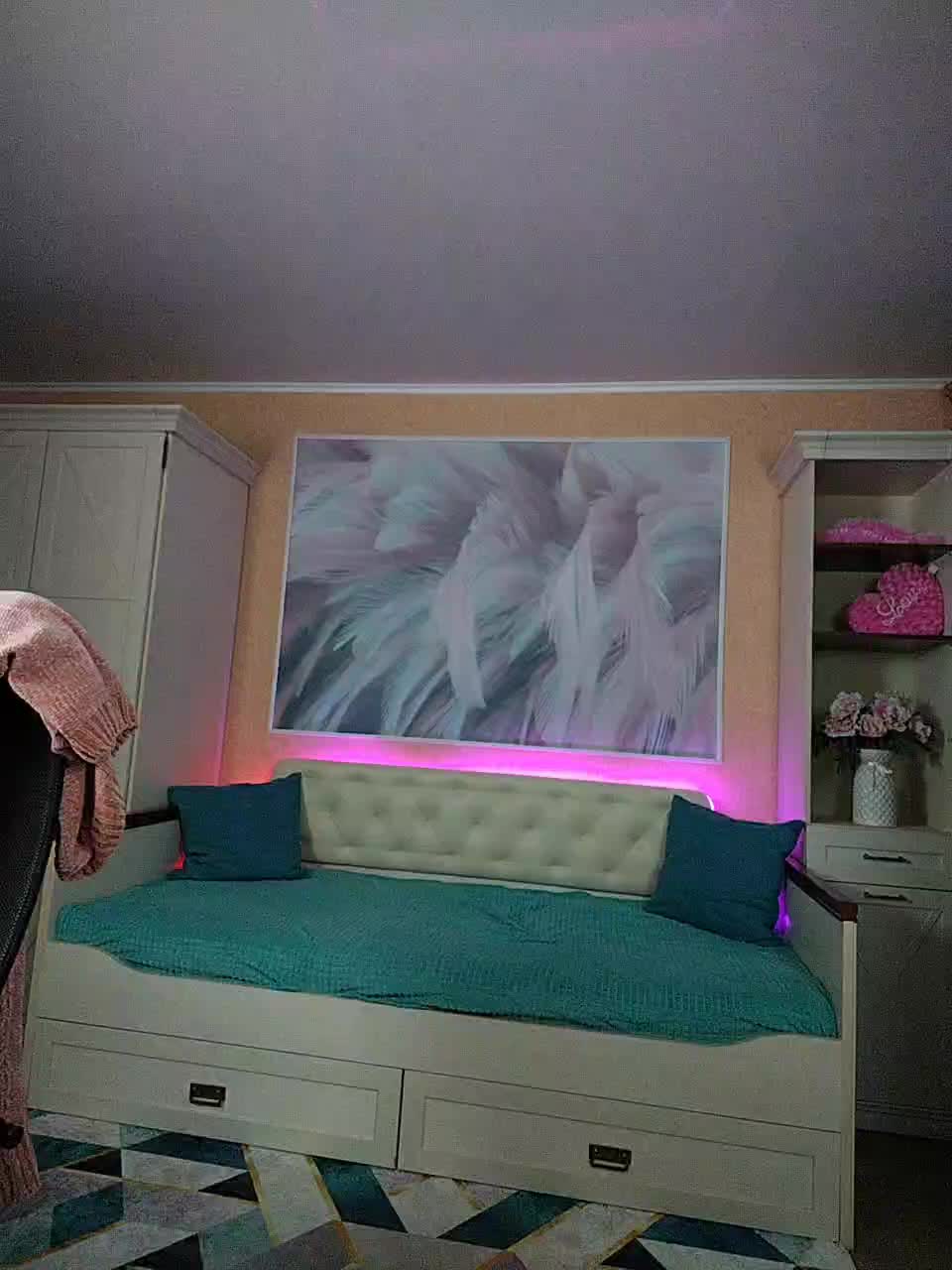 AlicaLovely Cam Model Chat October 16, 2025