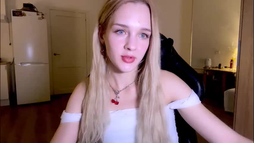 sailormoon666_ Cam Model Chat October 16, 2025