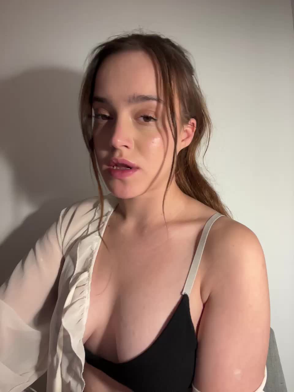 Kendrasil Cam Model Chat October 16, 2025