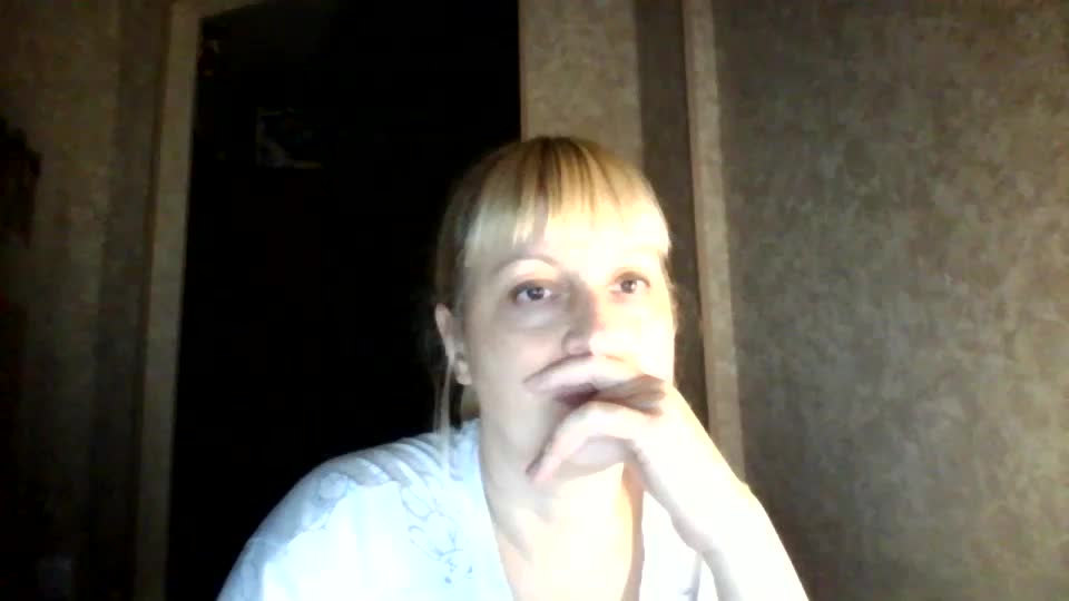 krisss2016 Cam Model Chat October 16, 2025