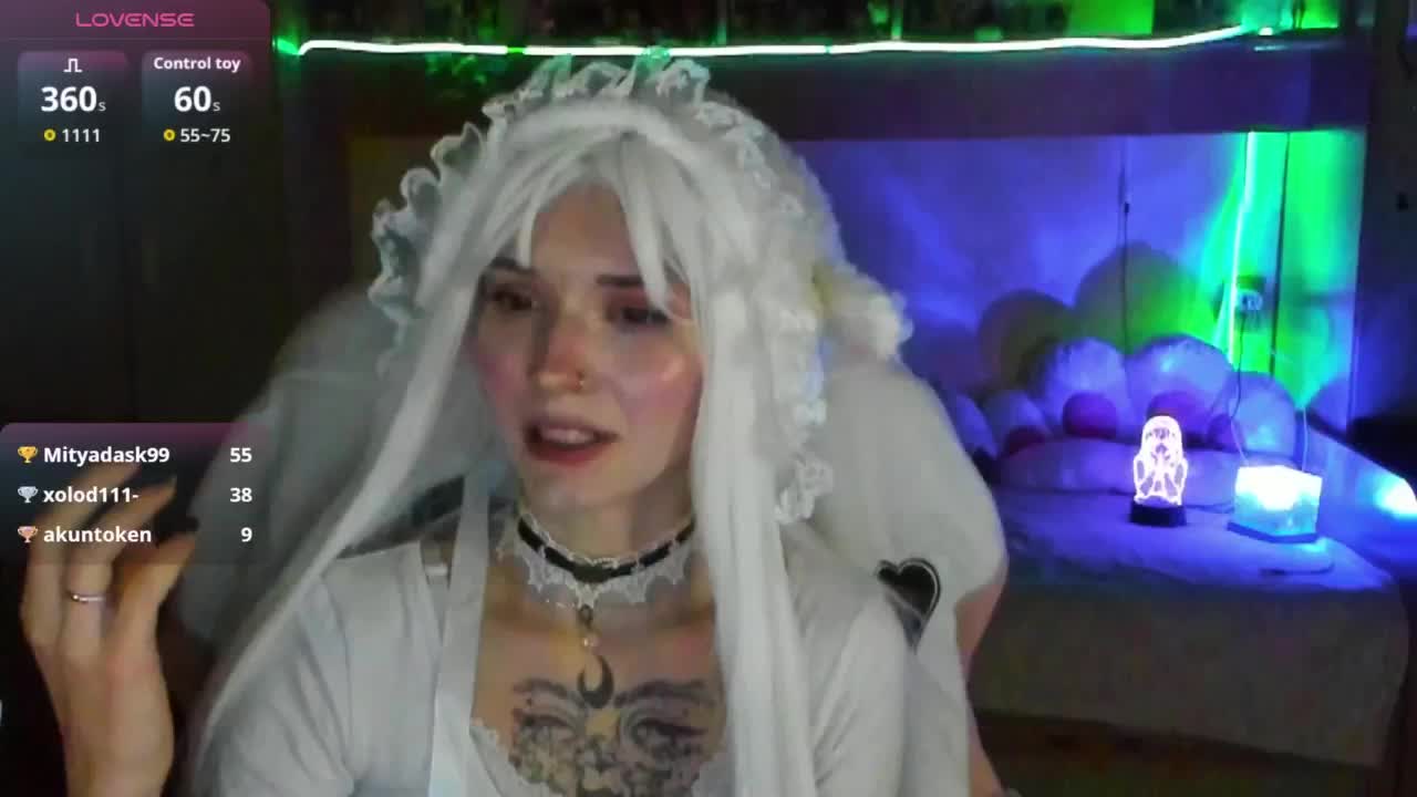 Elven1kiss Cam Model Chat October 16, 2025