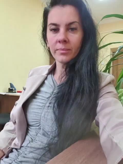 -France- Cam Model Chat October 16, 2025