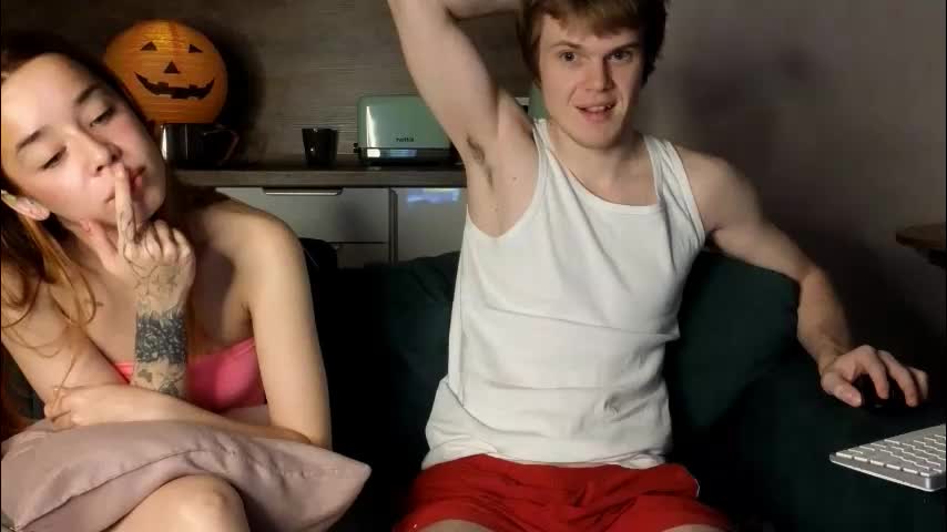 holdonbitch Cam Model Chat October 16, 2025