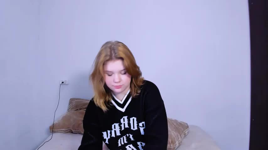 LaseyMoon Cam Model Chat October 16, 2025