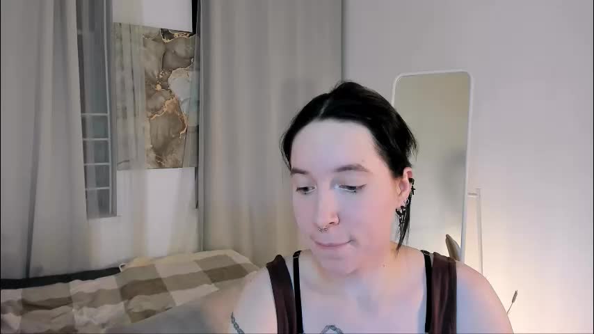 lilithlunna Cam Model Chat October 16, 2025