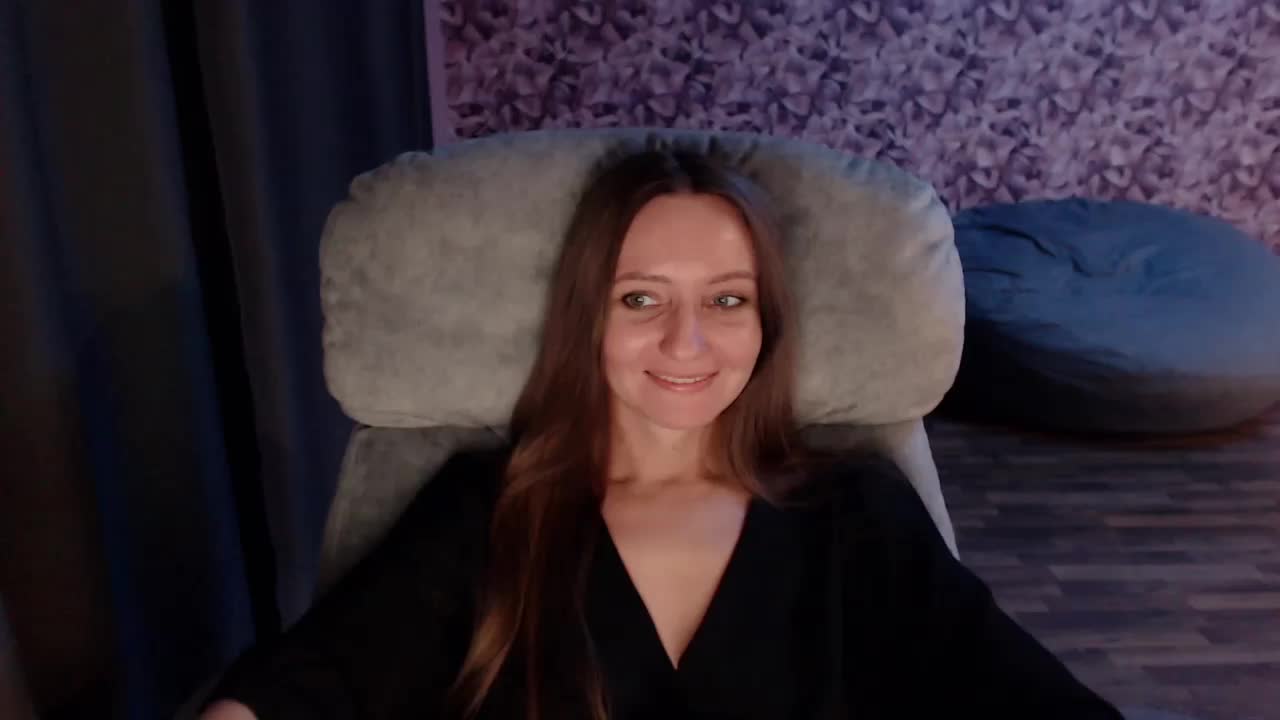 Kami_ Cam Model Chat October 16, 2025