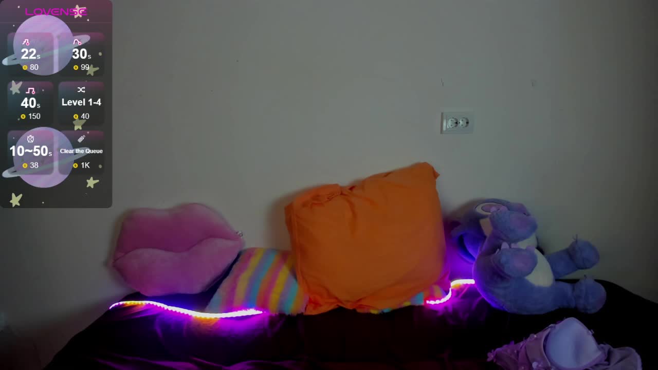 Alicenextdoor Cam Model Chat October 16, 2025