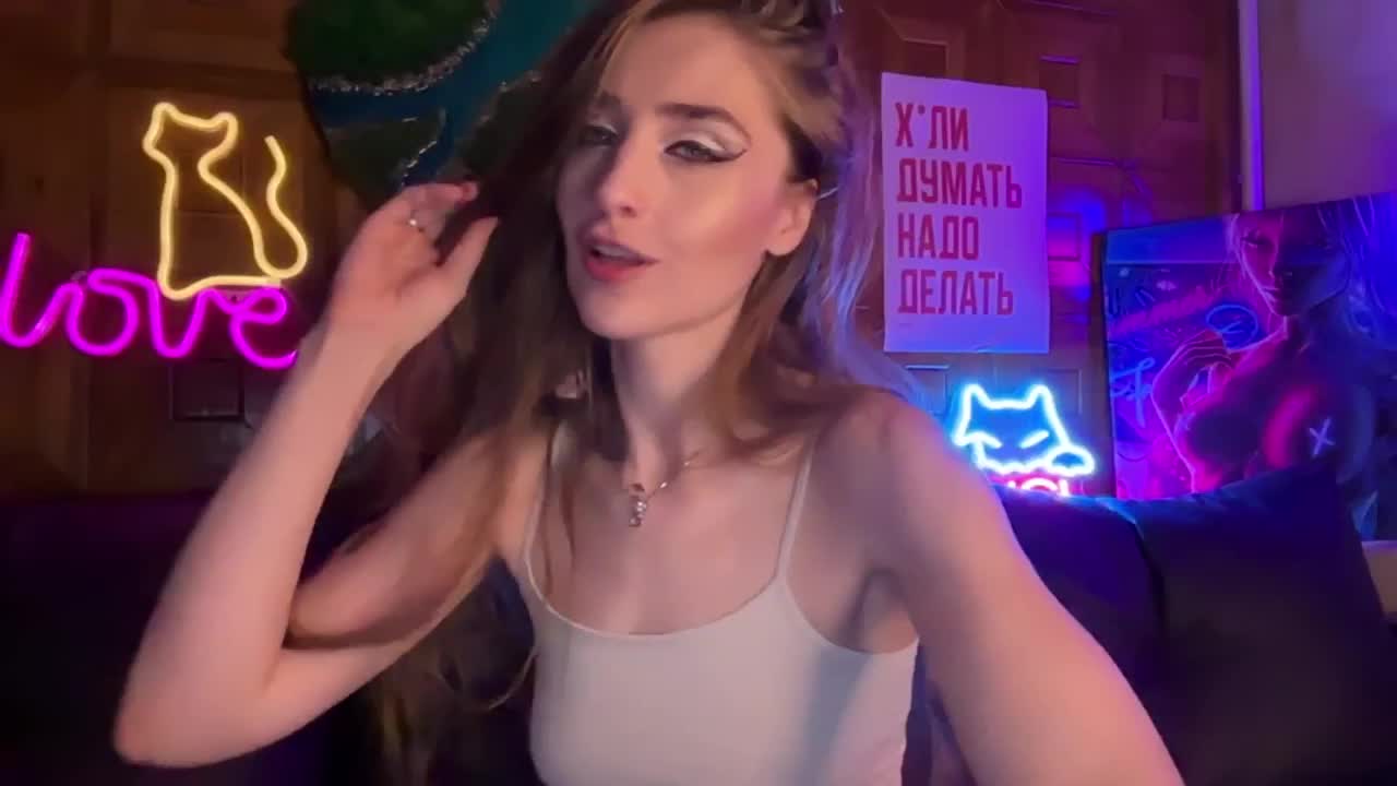 CandyBoom Cam Model Chat October 16, 2025