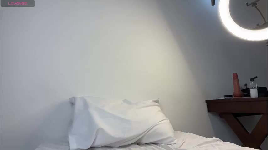 violawillsoon Cam Model Chat October 16, 2025