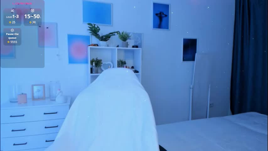 miavixxenn Cam Model Chat October 16, 2025