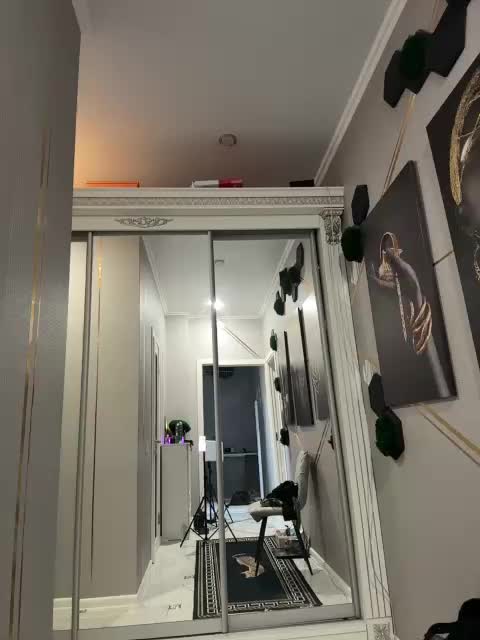 Adel9 Cam Model Chat October 16, 2025