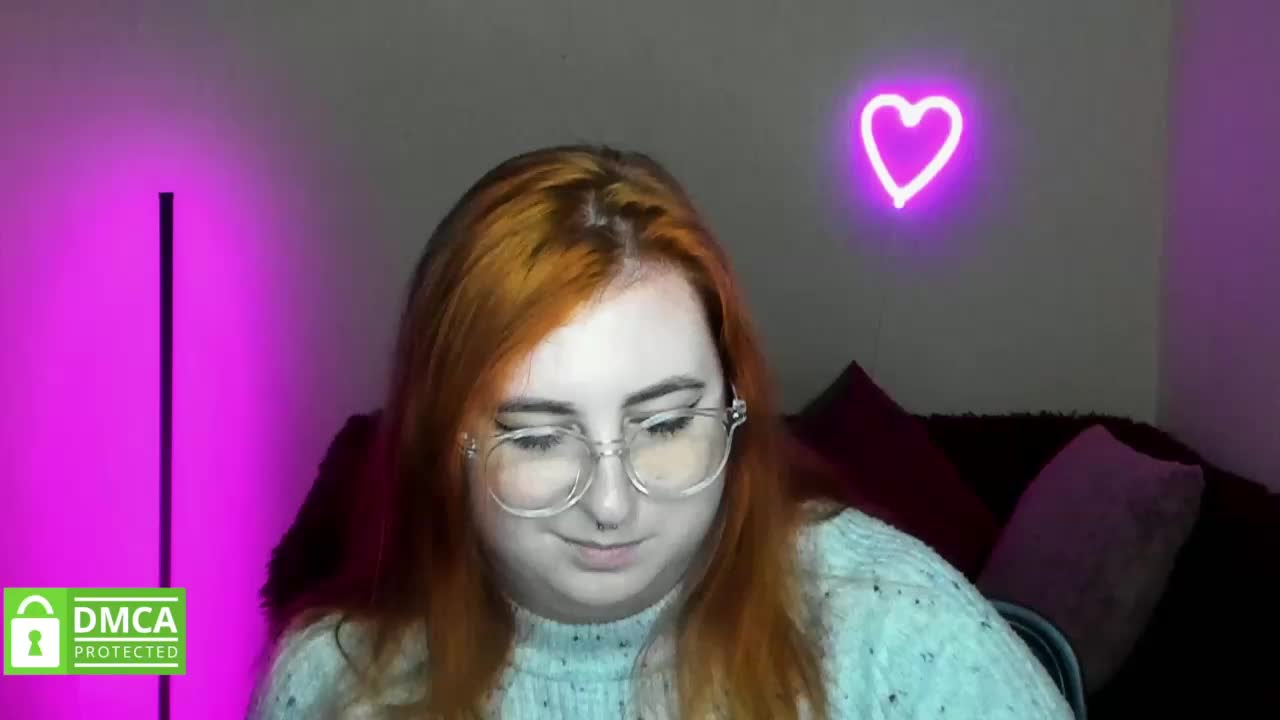 Aliciaredluv Cam Model Chat October 16, 2025