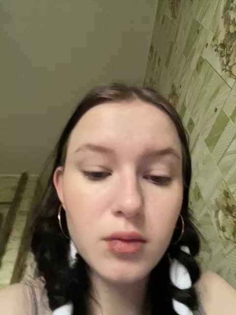 Hotgirrrl Cam Model Chat October 16, 2025