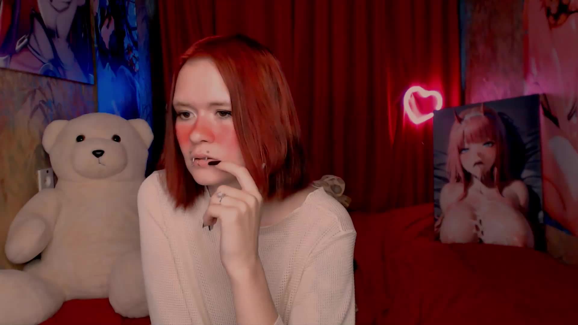 Velvet-and-Venom Cam Model Chat October 16, 2025