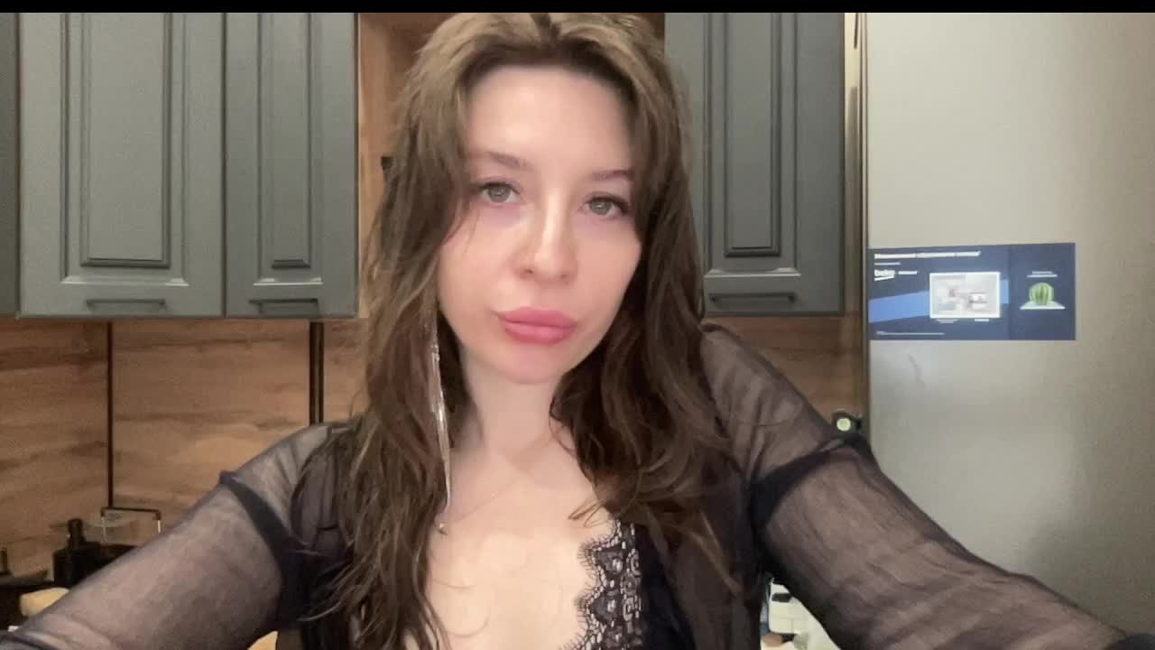 Melissa222Femdom Cam Model Chat October 16, 2025