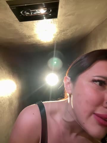 AleksandraRich Cam Model Chat October 16, 2025