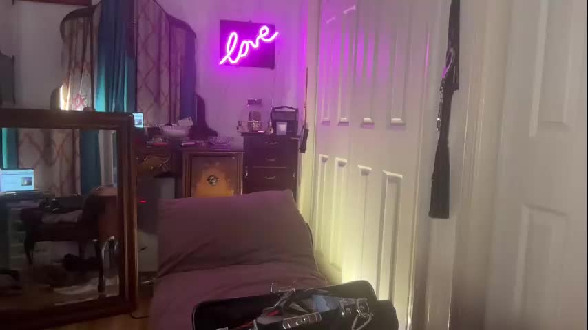 degeneratesaint Cam Model Chat October 16, 2025