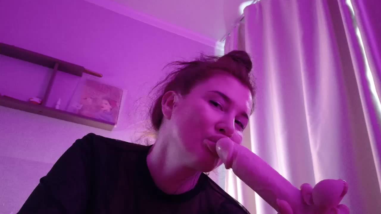 Dragon_fruit Cam Model Chat October 16, 2025