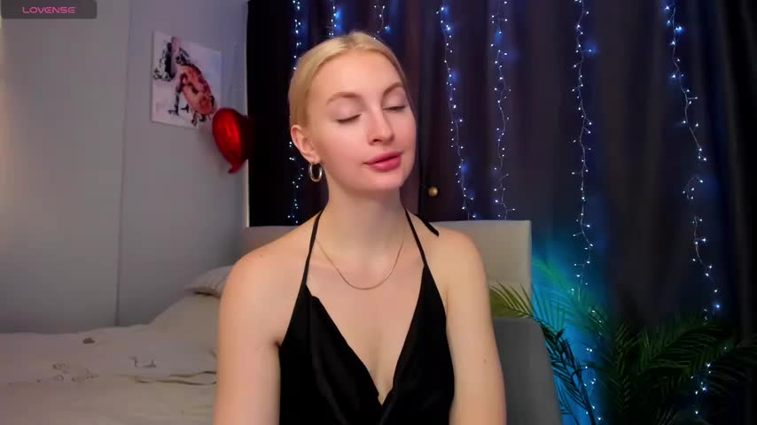 Kimmy_powell Cam Model Chat October 16, 2025