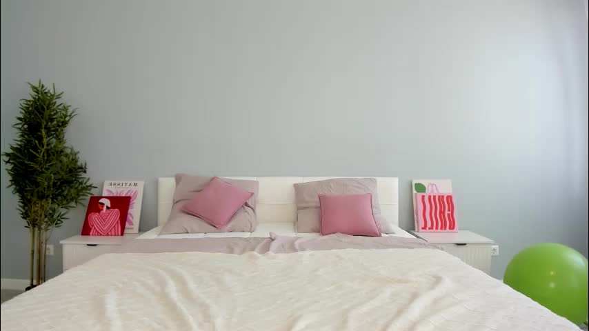 synop_sis Cam Model Chat October 16, 2025