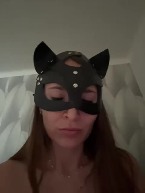 Matildada Cam Model Chat October 16, 2025