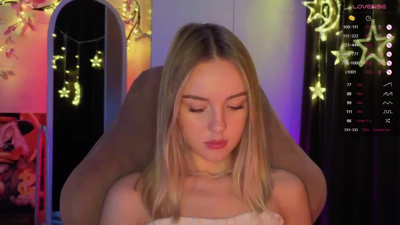 Nestyzz Cam Model Chat October 16, 2025