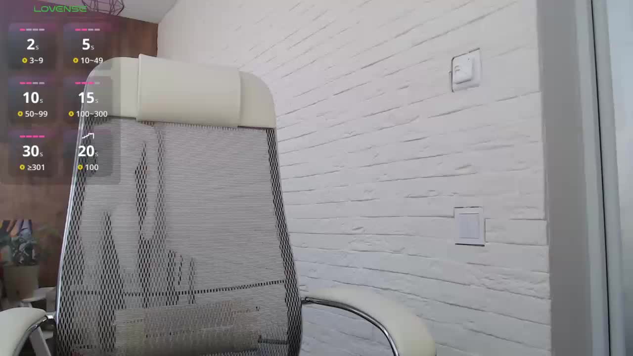 -Neva- Cam Model Chat October 16, 2025