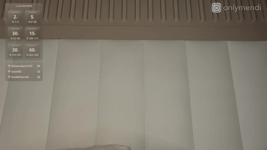 MENNDI Cam Model Chat October 16, 2025