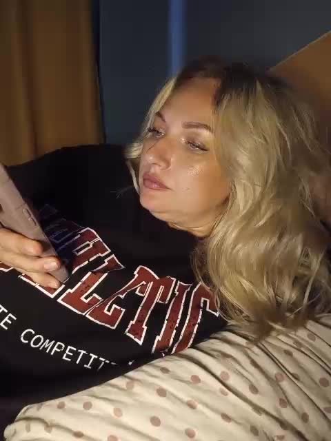 Tanysha-1 Cam Model Chat October 16, 2025