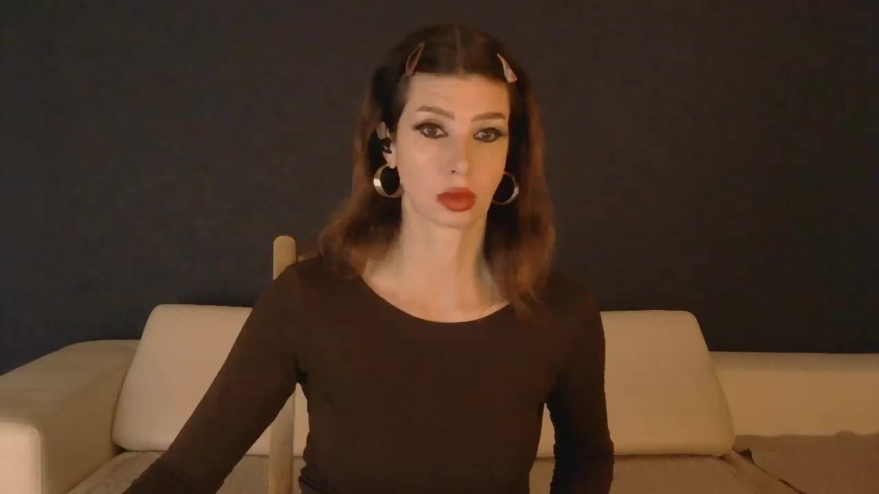 WhiteQueen888 Cam Model Chat October 16, 2025