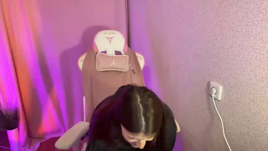 Katrin__kiss Cam Model Chat October 16, 2025