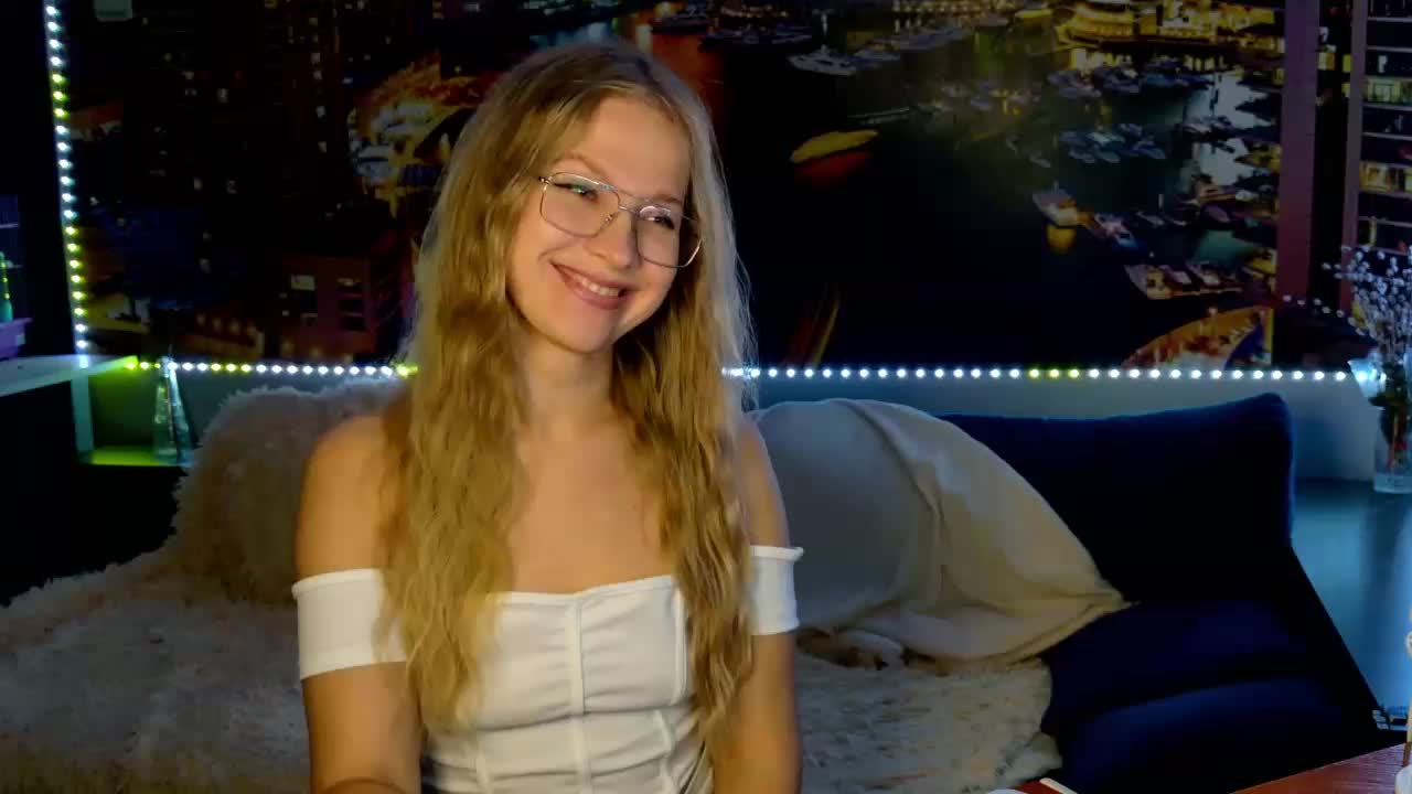 _Vishka_ Cam Model Chat October 16, 2025