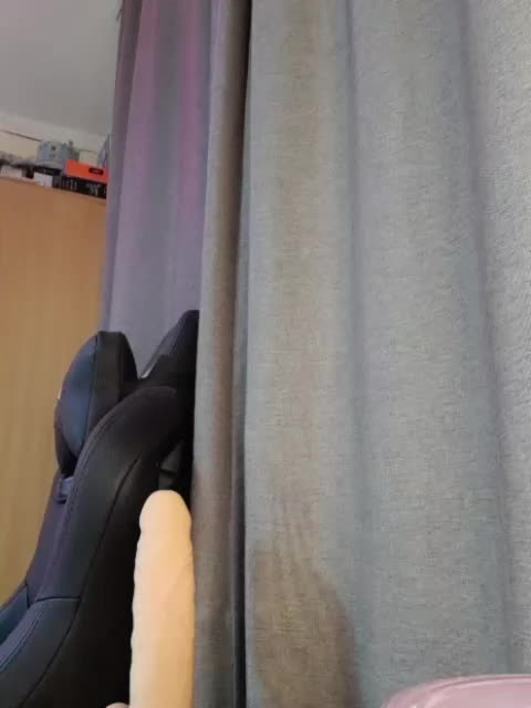 Hotangel75 Cam Model Chat October 16, 2025