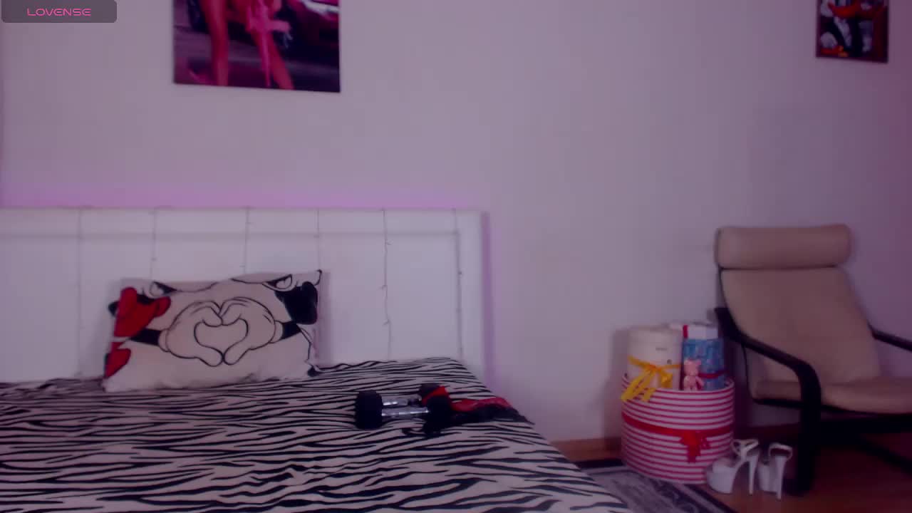 SonjaRay Cam Model Chat October 16, 2025