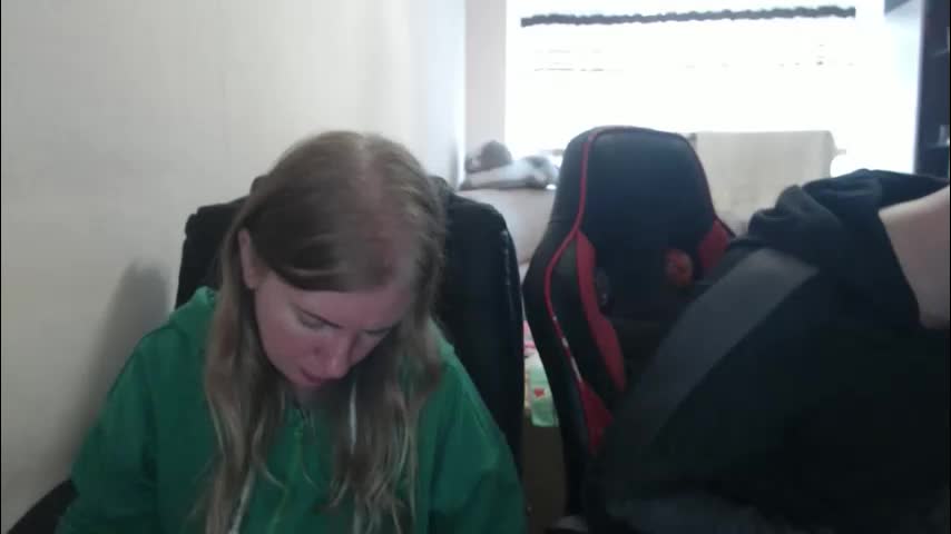 jenisandpeter Cam Model Chat October 16, 2025