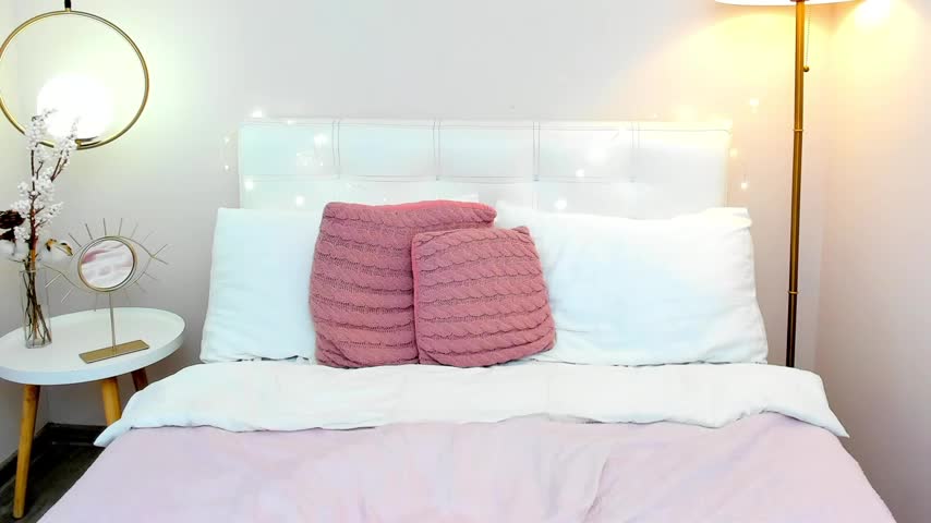 AndreaButt Cam Model Chat October 16, 2025