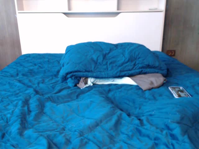 Karry-SEX Cam Model Chat October 16, 2025