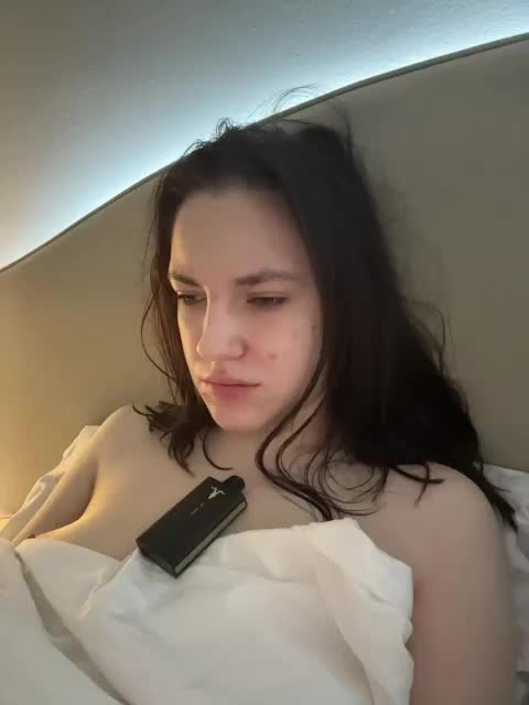 -Your-Michelle- Cam Model Chat October 16, 2025