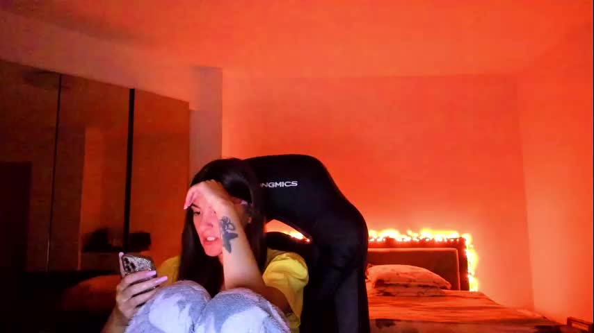 _just_a_simple_girl Cam Model Chat October 16, 2025