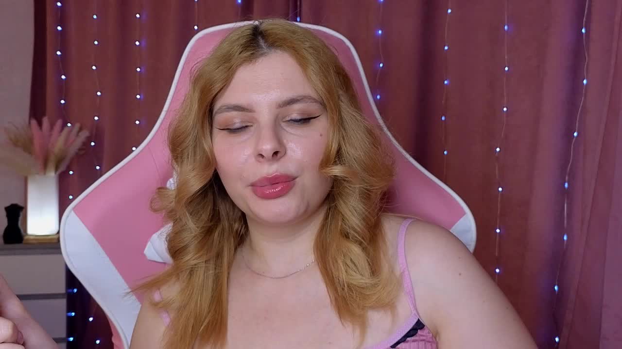 Venus_ Cam Model Chat October 16, 2025