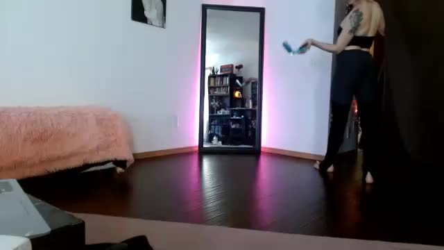 bombshellbaeby Cam Model Chat October 16, 2025