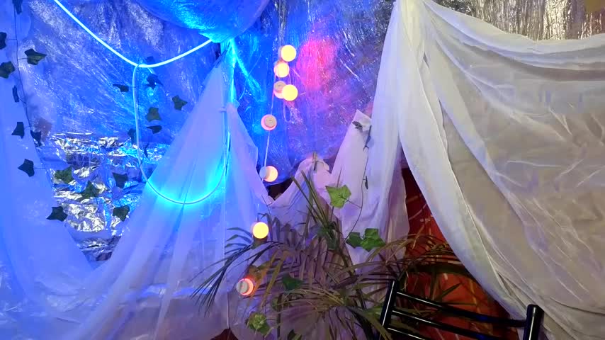 Jony_Marta Cam Model Chat October 17, 2025