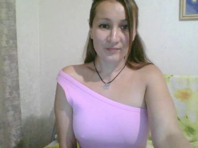 Yuliya333 Cam Model Chat October 17, 2025