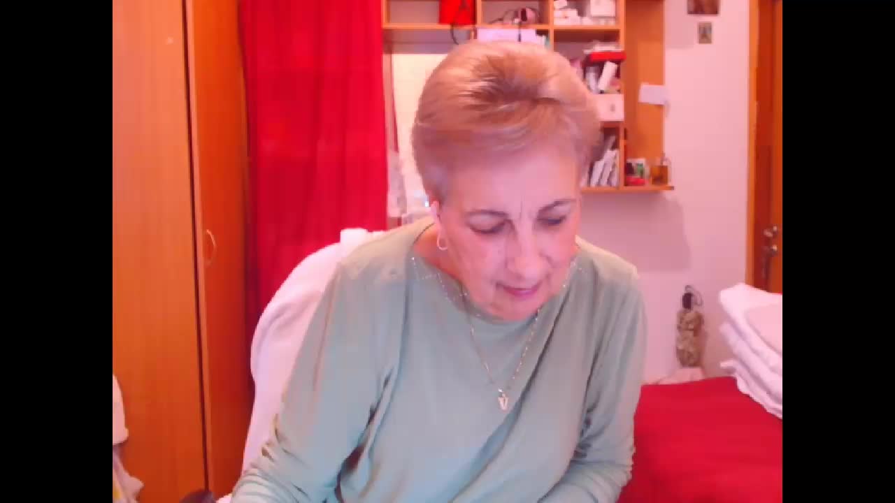 Victoria5643 Cam Model Chat October 17, 2025