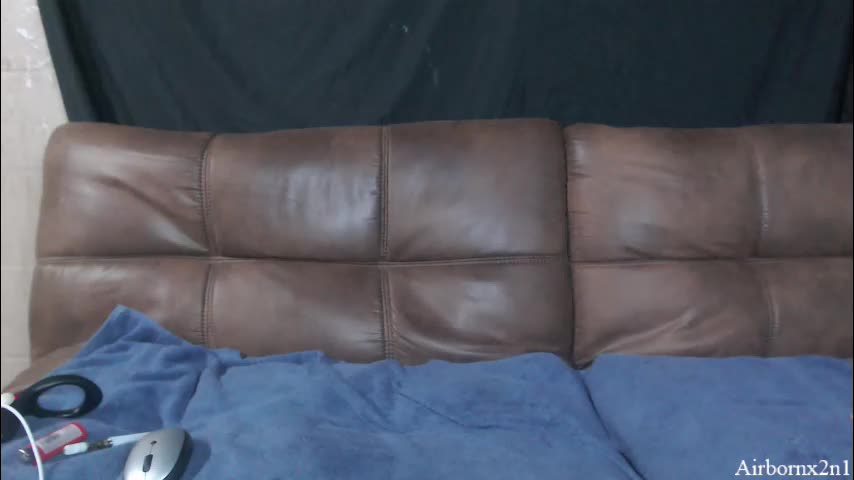 airbornx2n1 Cam Model Chat October 17, 2025